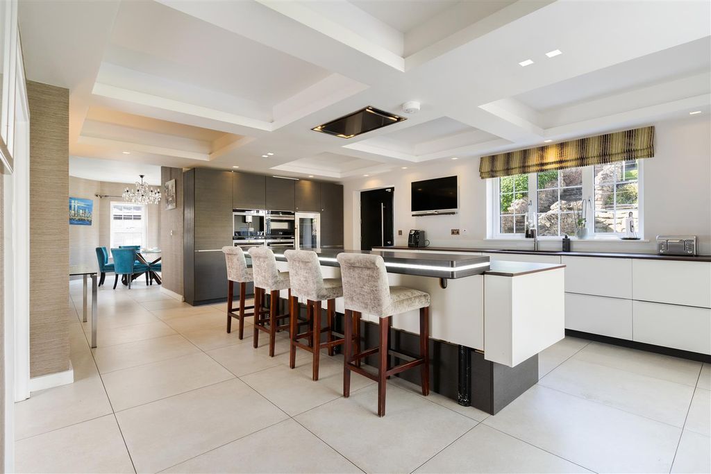Additional image 3 of 7 bed detached house for saleWrinstone House, Wenvoe, Vale Of Glamorgan CF5
