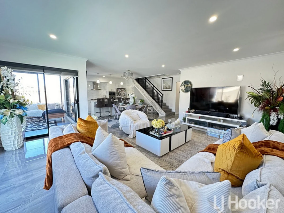 70 Hurlingham Loop, Meadow Springs WA 6210