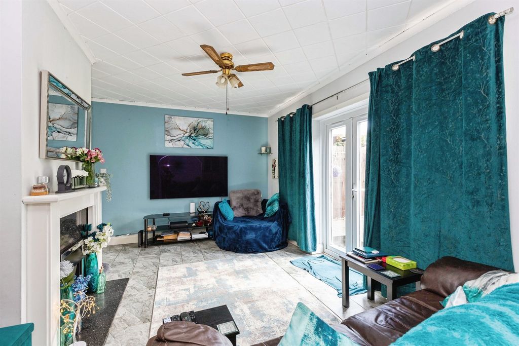 Additional image 4 of 3 bed semi-detached house for saleMaclean Road, Bournemouth BH11