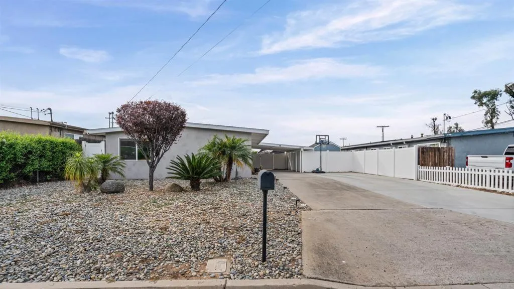 11140 Meadow Terrace Drive, Santee, CA 92071