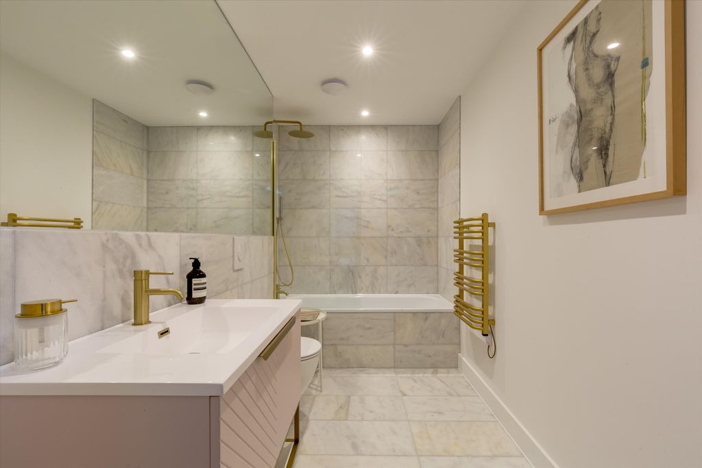 Additional image 13 of 2 bed flat for saleCircus Lane, Edinburgh EH3