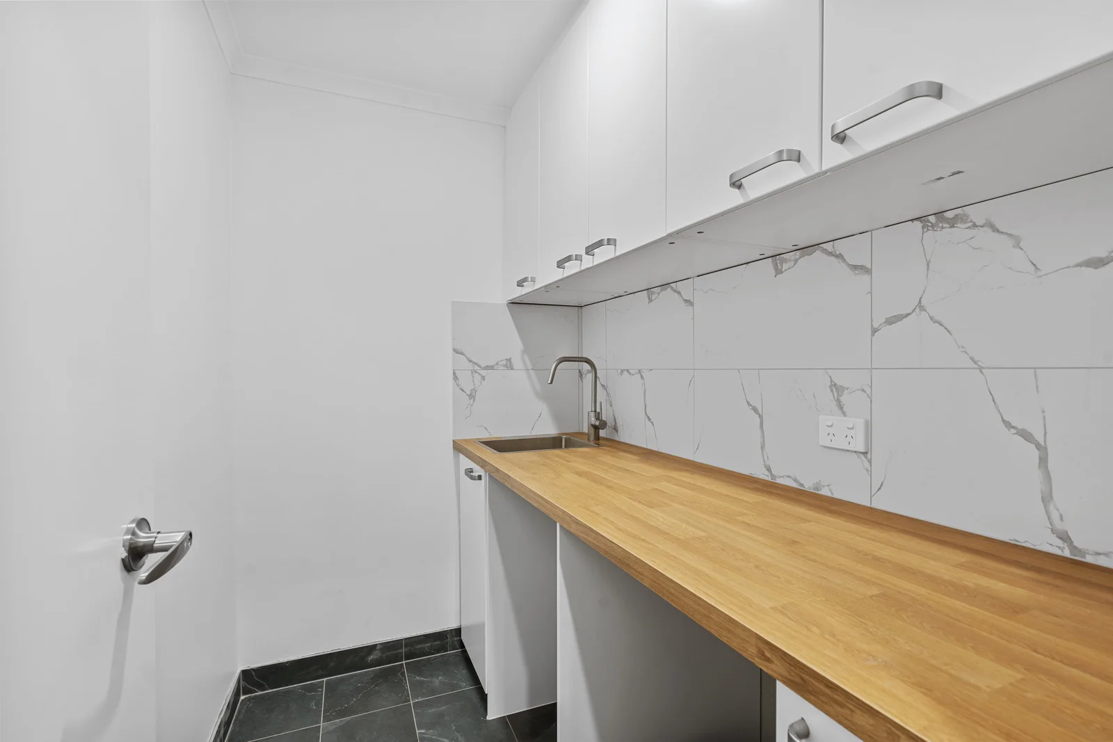 Additional image 14 of 2/4 Fishermans Bend, Balmoral QLD 4171