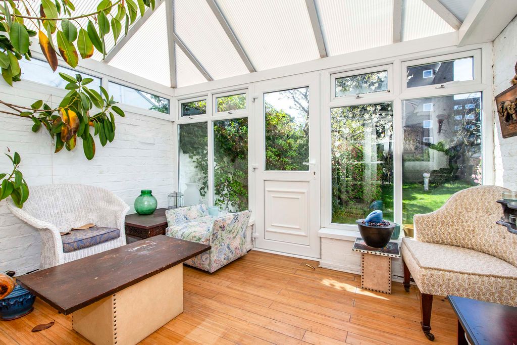 Additional image 13 of 7 bed terraced house for salePark Villas, Newcastle Upon Tyne NE3