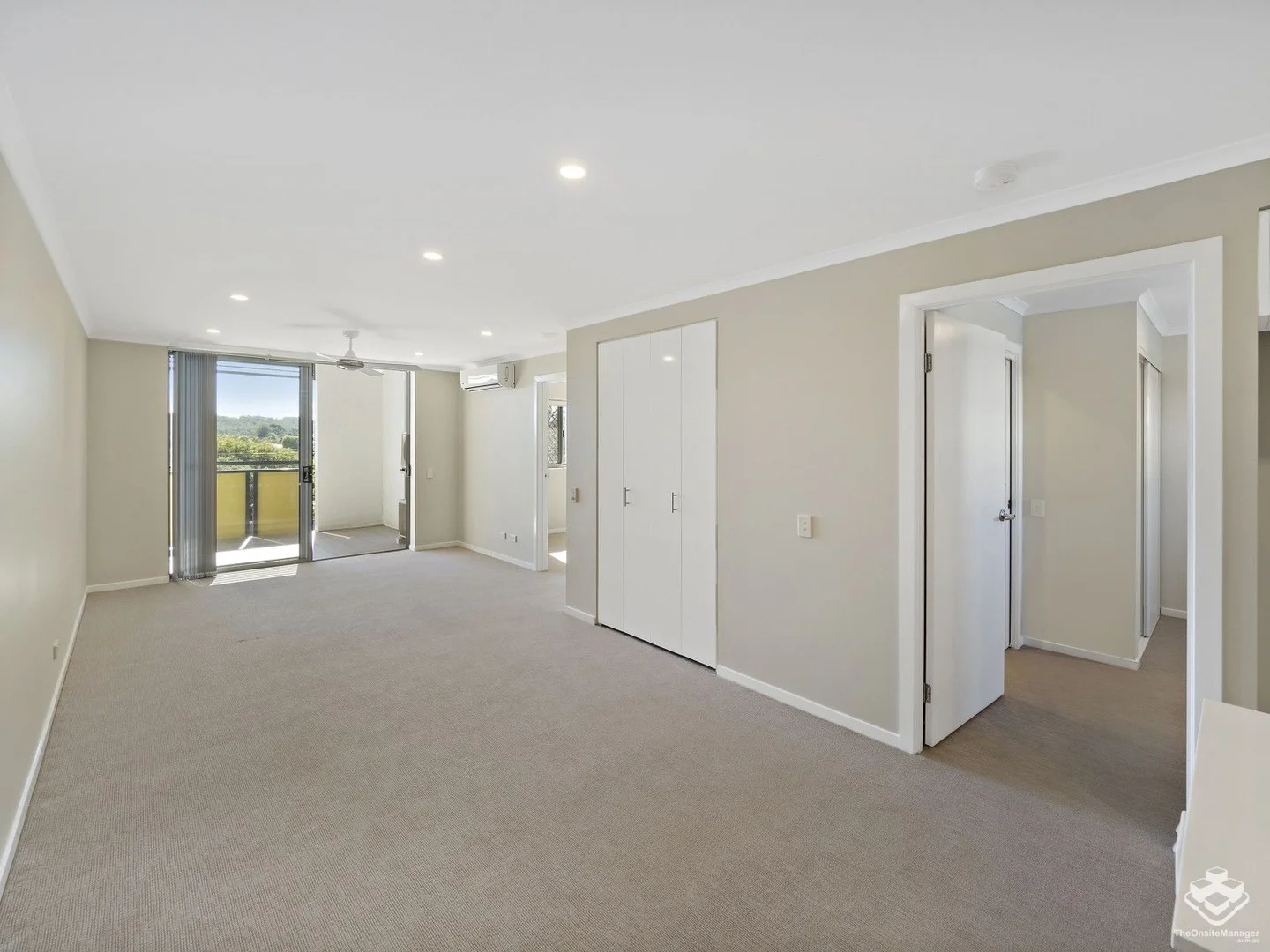 Additional image 2 of ID:21172987/15 Bland Street, Coopers Plains QLD 4108