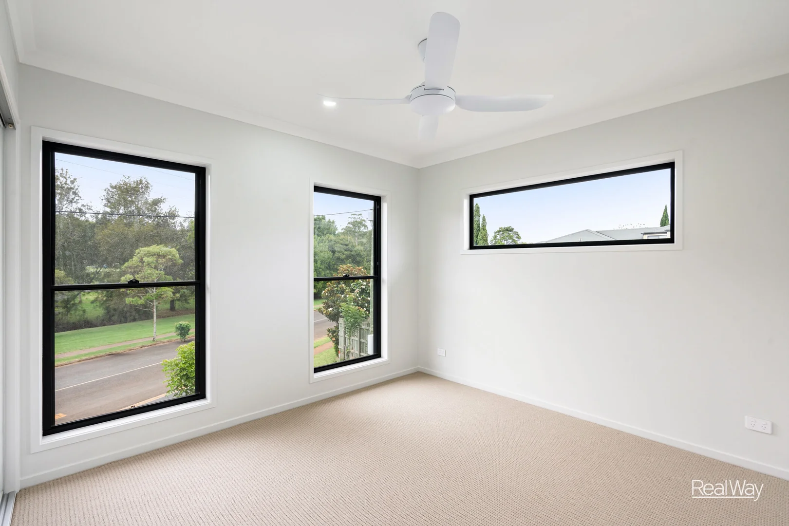 Additional image 24 of 1/221 Mackenzie Street, Centenary Heights QLD 4350