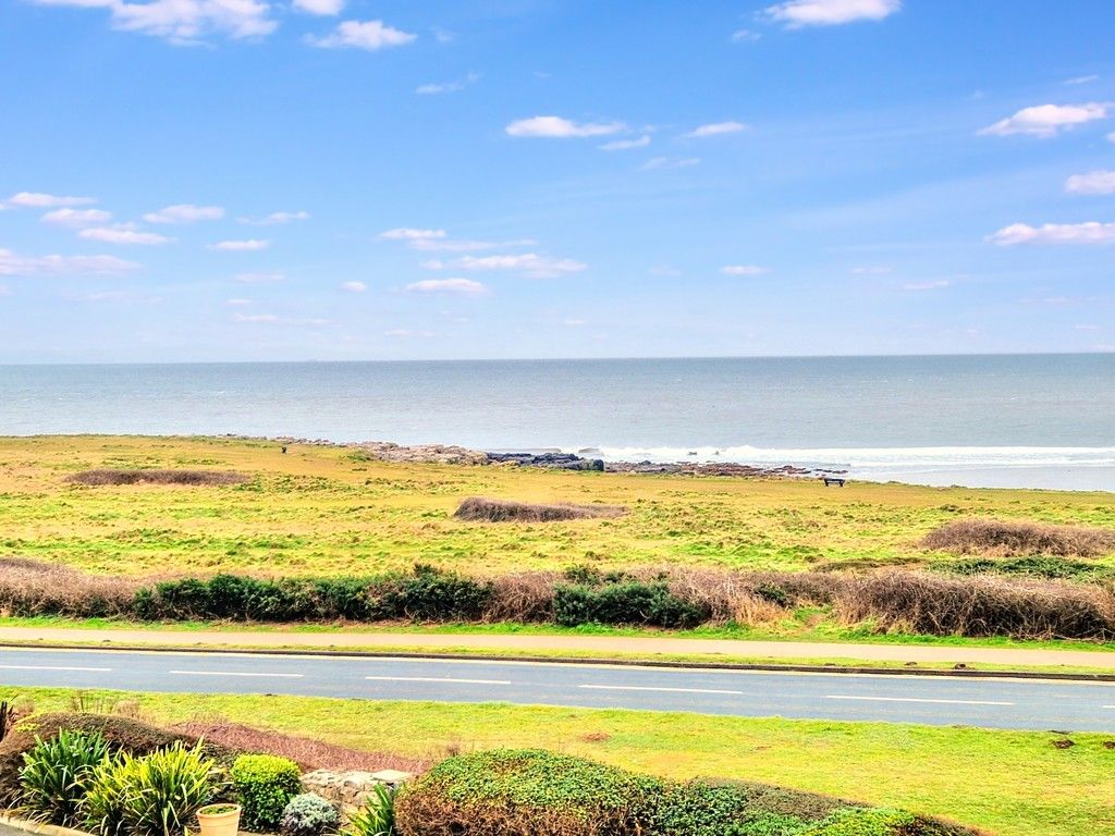 Additional image 2 of 2 bed flat for saleCove House, Locks Common Road, Porthcawl CF36