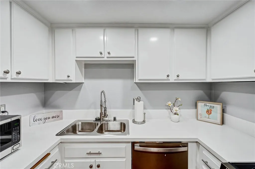 Additional image 4 of 3010 Associated Road Unit 133, Fullerton, CA 92835