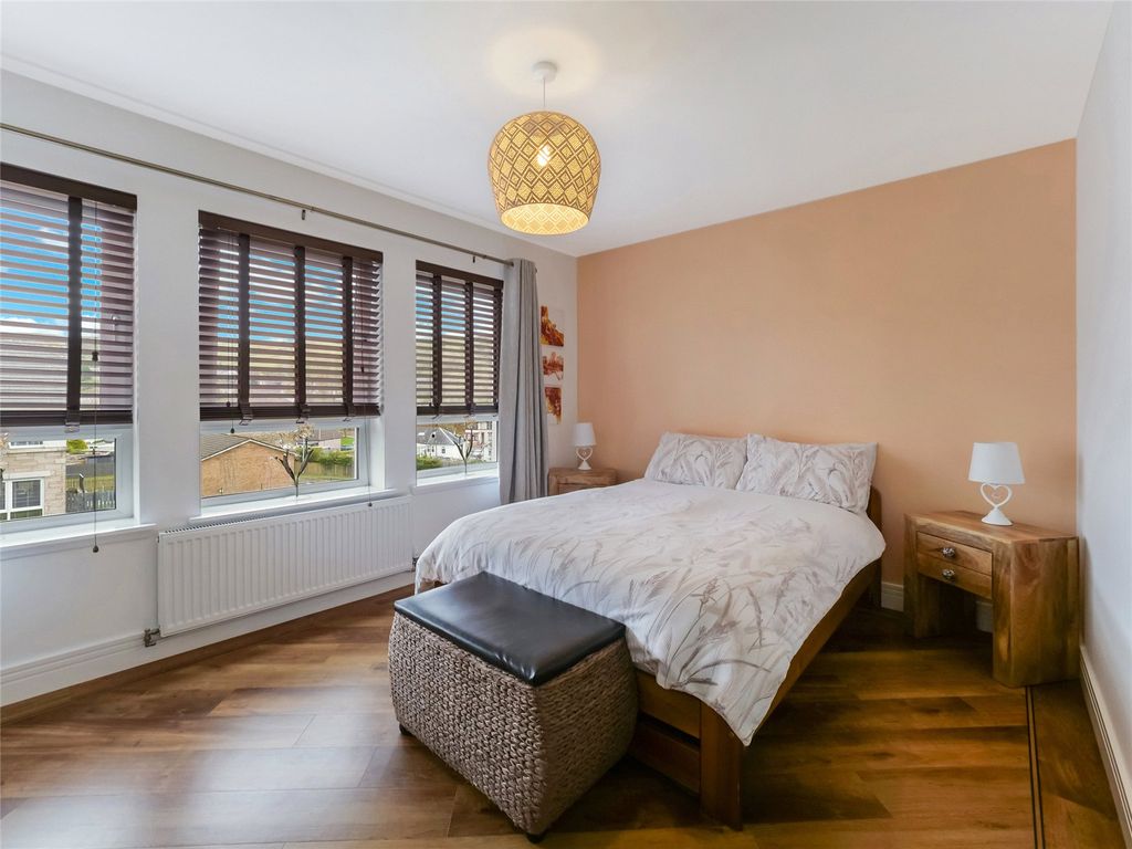 Additional image 8 of 4 bed detached house for saleAuchneagh Gardens, Greenock, Inverclyde PA16