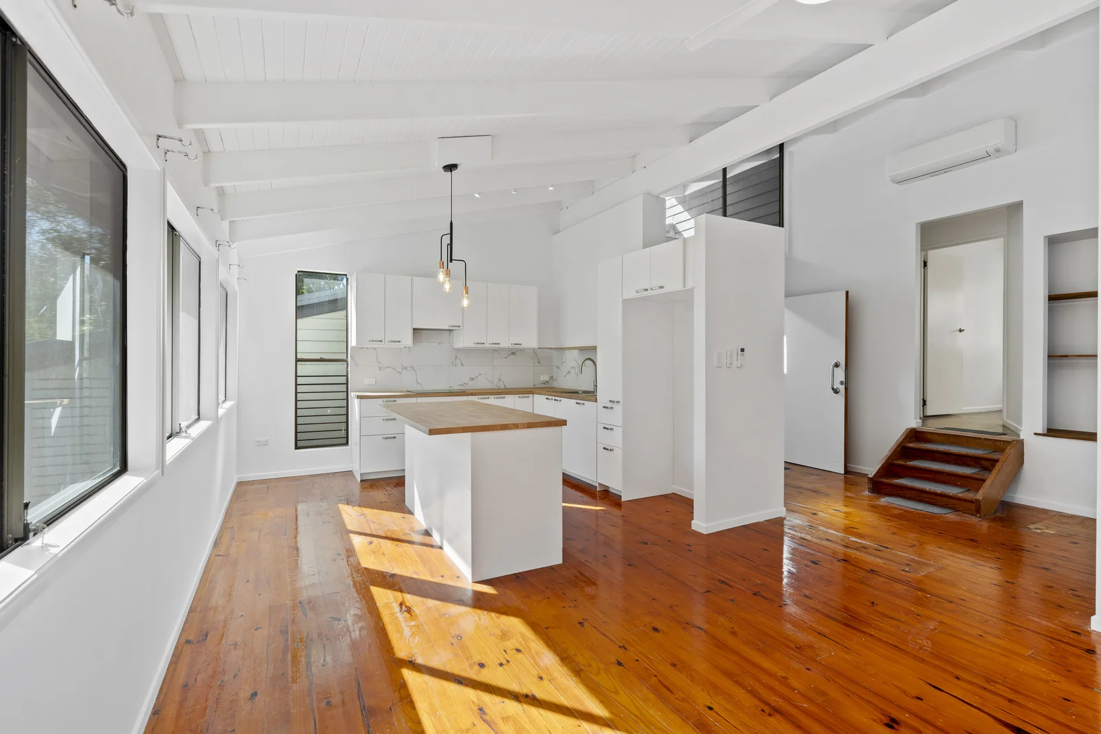 Additional image 3 of 1/4 Fishermans Bend, Balmoral QLD 4171