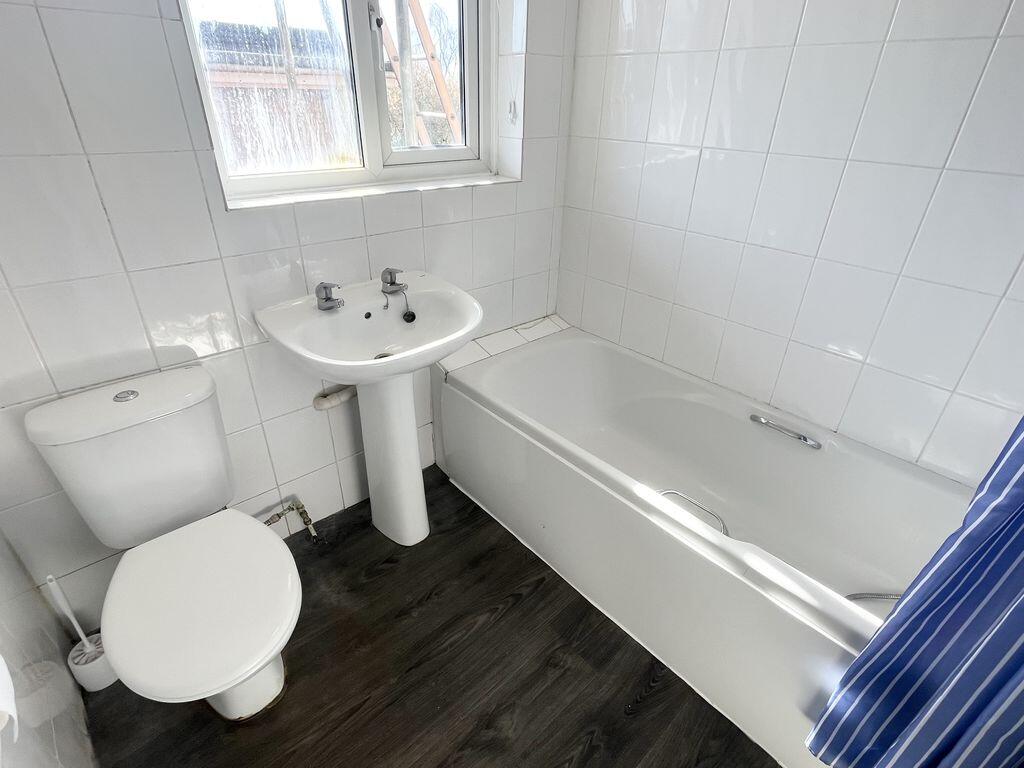 Herbert Avenue, Poole photo 5