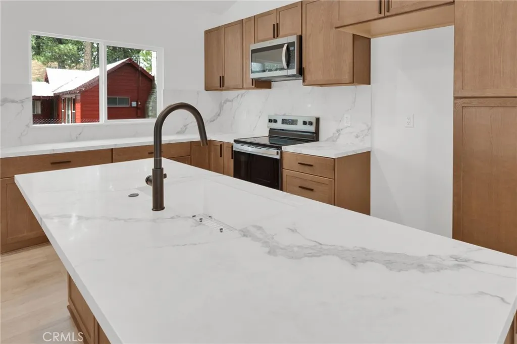 Additional image 55 of 40166 Esterly Ln, Big Bear Lake, CA 92315