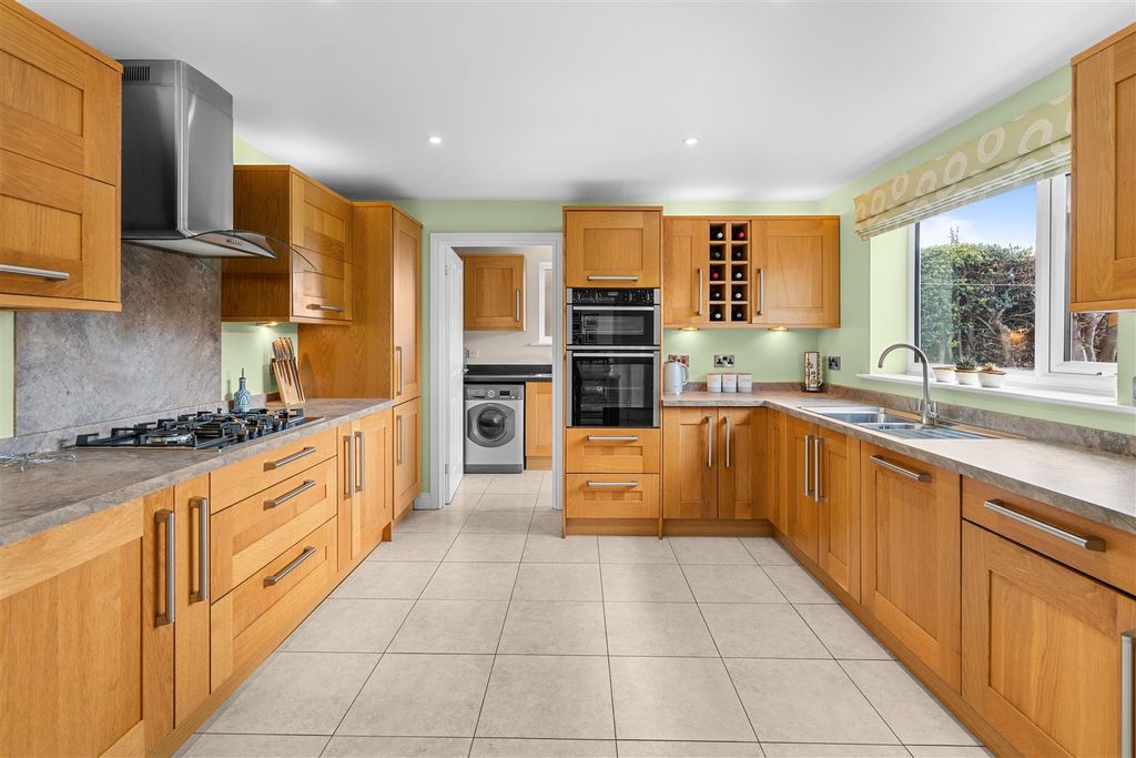 Additional image 6 of 4 bed detached house for saleThe Spinney, Hartlepool TS26
