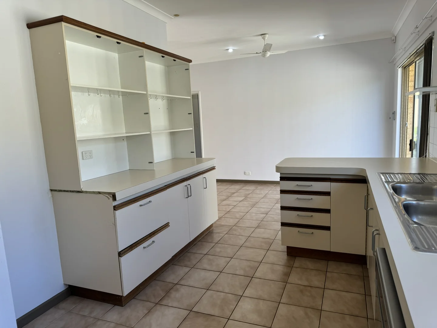 Additional image 7 of 9A Beagle Place, Port Kennedy WA 6172