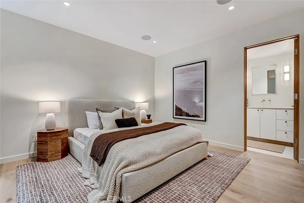 Additional image 28 of 315 25th, Manhattan Beach, CA 90266