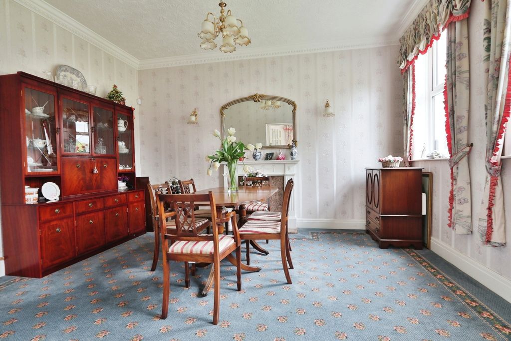 Additional image 7 of 4 bed detached house for saleGanstead Lane, Ganstead, Bilton, Hull HU11