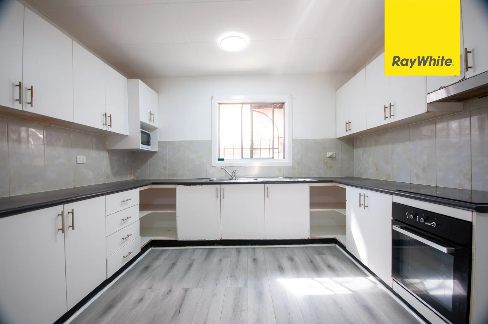 Additional image 3 of 124 Kingsland Road, Regents Park NSW 2143