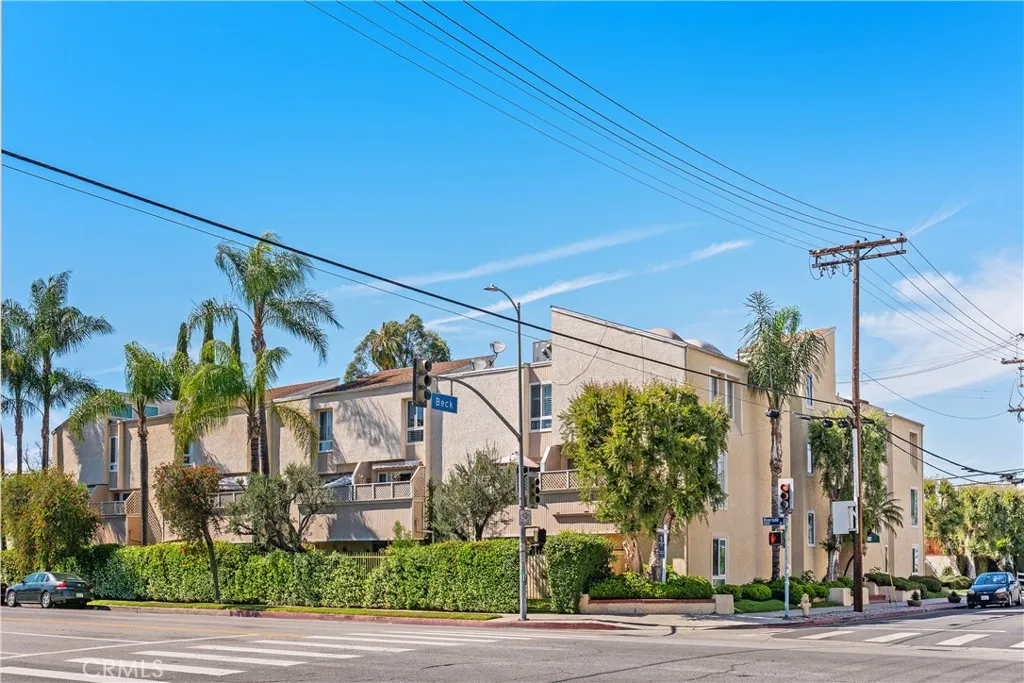 4807 Beck Ave Unit 2, Valley Village, CA 91601