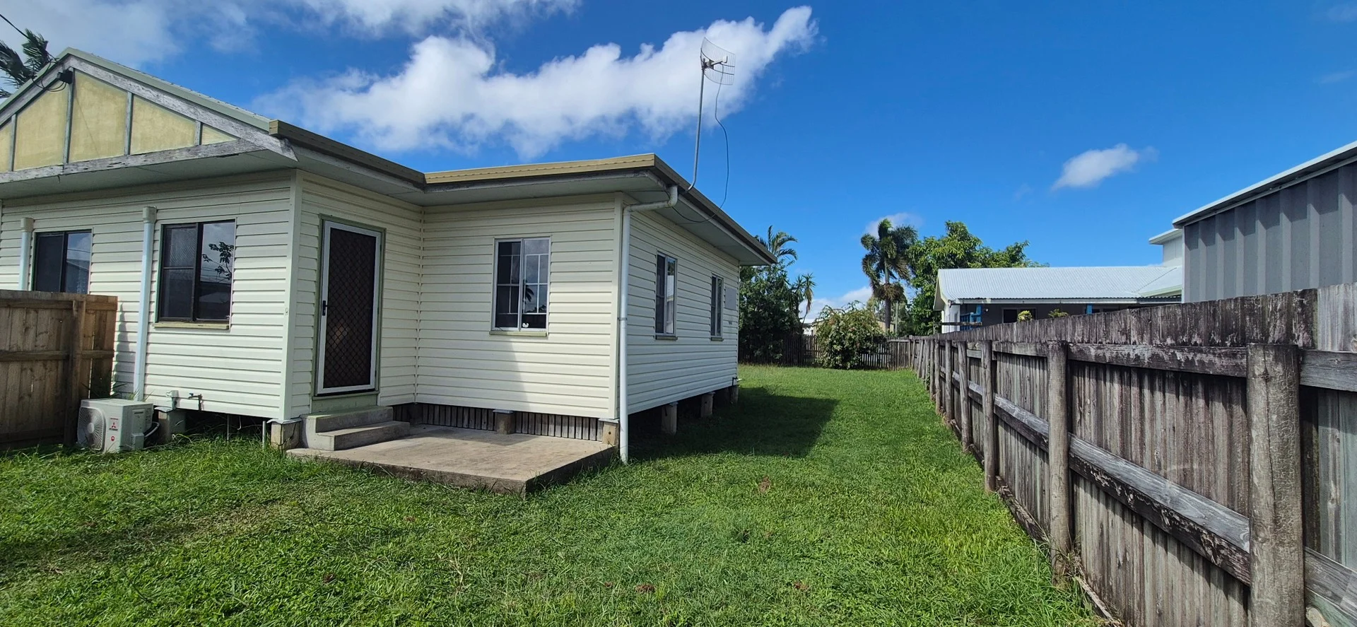 2/16 Queen St, North Mackay QLD 4740