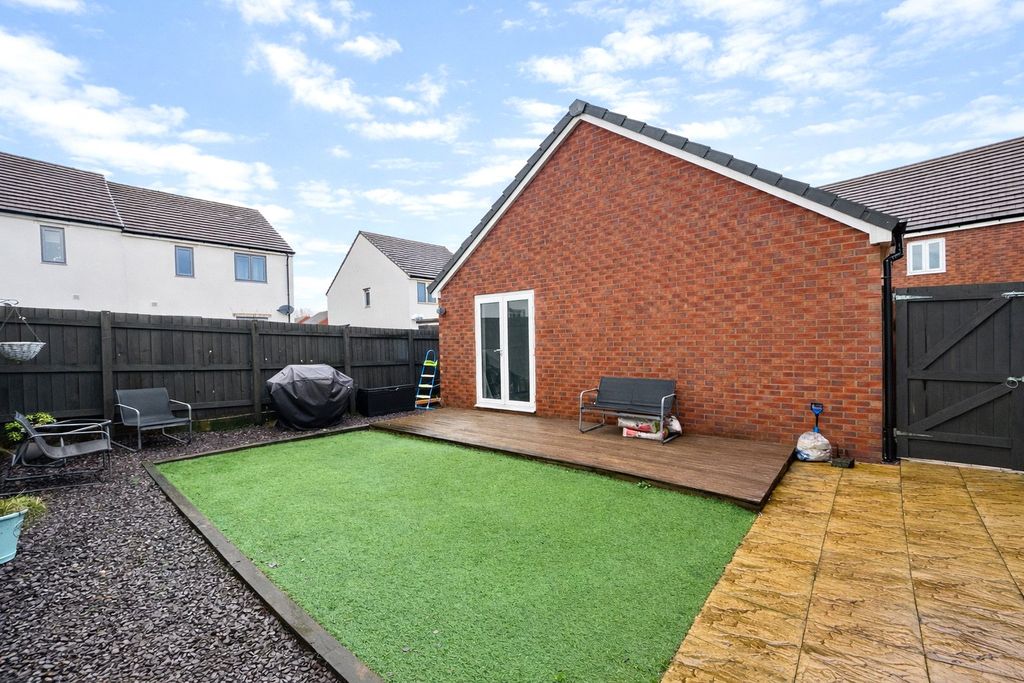 Additional image 20 of 3 bed detached house for salePear Tree Drive, Chard, Somerset TA20