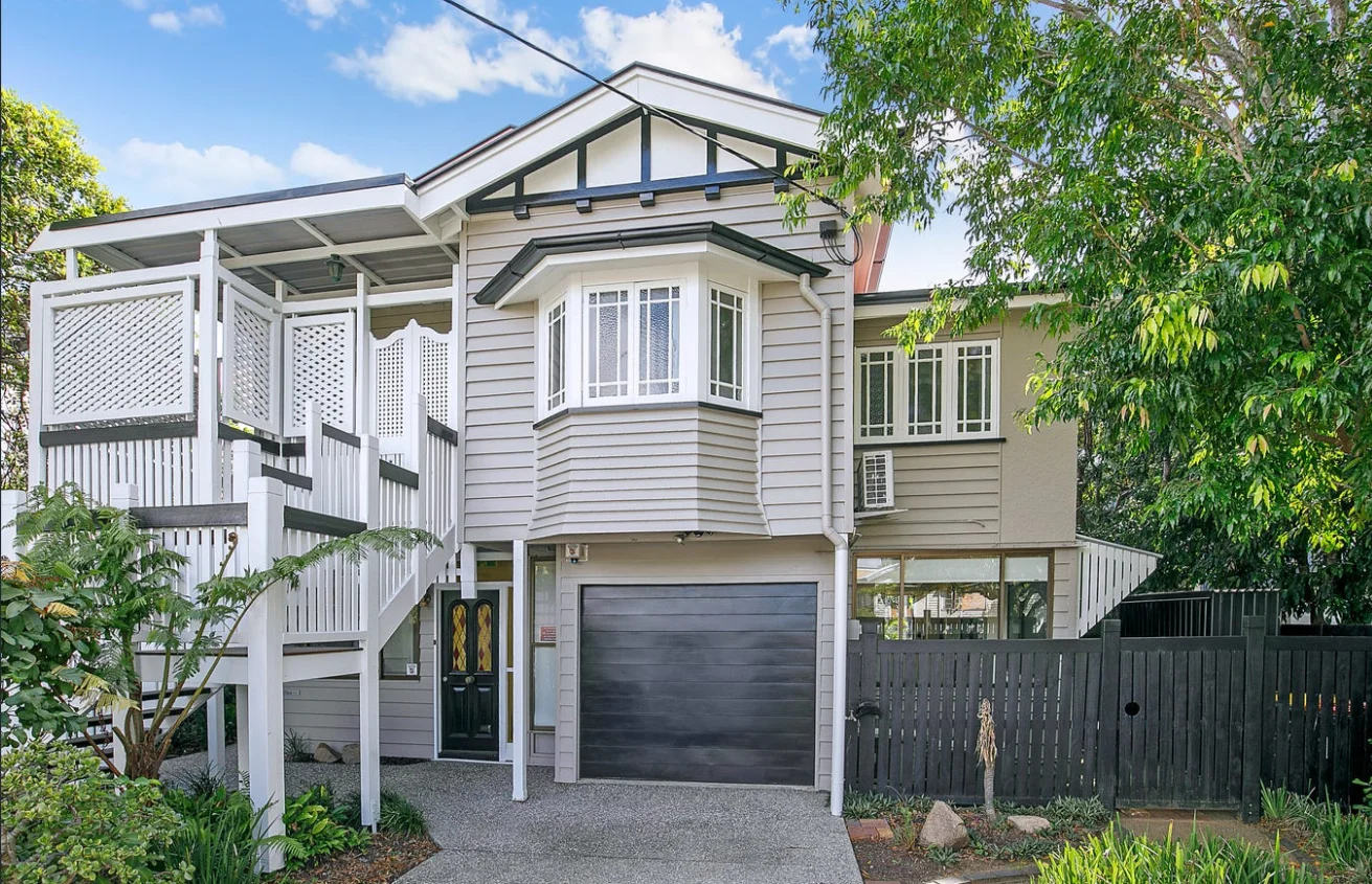 18 Kent Street, Hamilton QLD 4007