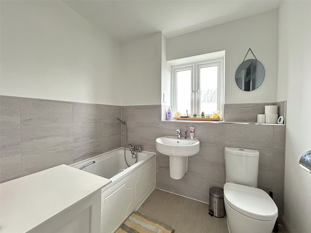 Additional image 17 of 3 bed detached house for salePear Tree Drive, Chard, Somerset TA20