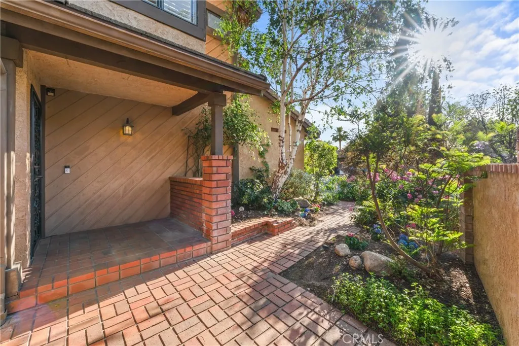 Additional image 110 of 25820 El Gato Pl, Valencia, CA 91355