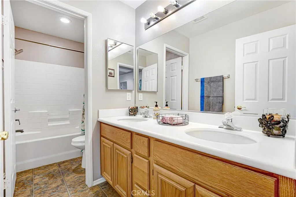 Additional image 39 of 23805 Oak View, Newhall, CA 91321