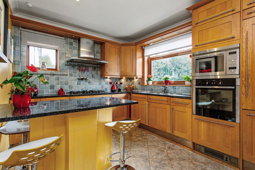 Additional image 8 of 3 bed detached house for saleLagnaha, Lochwinnoch Road, Kilmacolm PA13