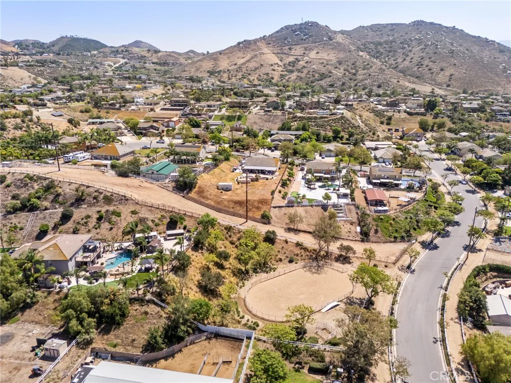 200 Pompano Pl, Norco, CA 92860