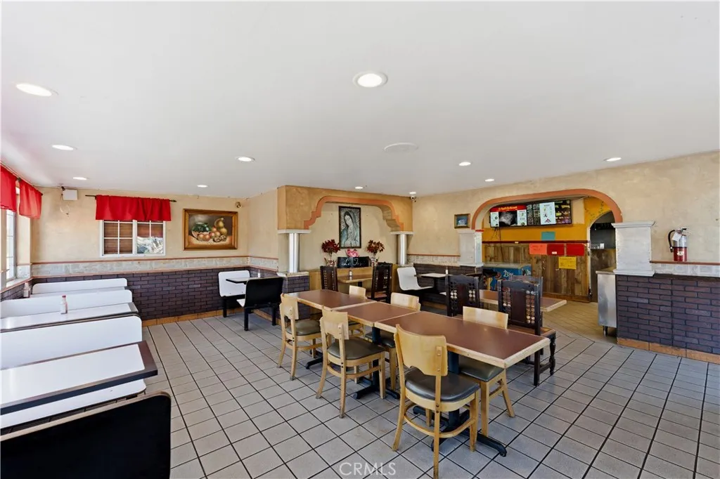 Additional image 59 of 3350 Saviers Rd, Oxnard, CA 93033