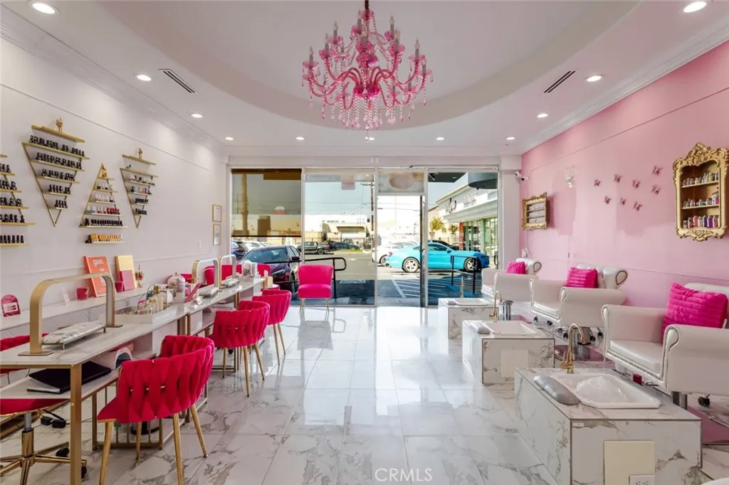 Additional image 30 of 13521 Sherman Way, Van Nuys, CA 91405