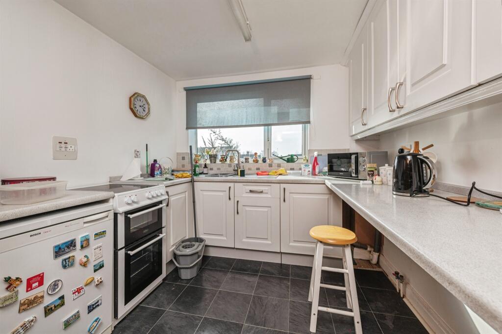 Additional image 5 of Brearcliffe Drive, Bradford