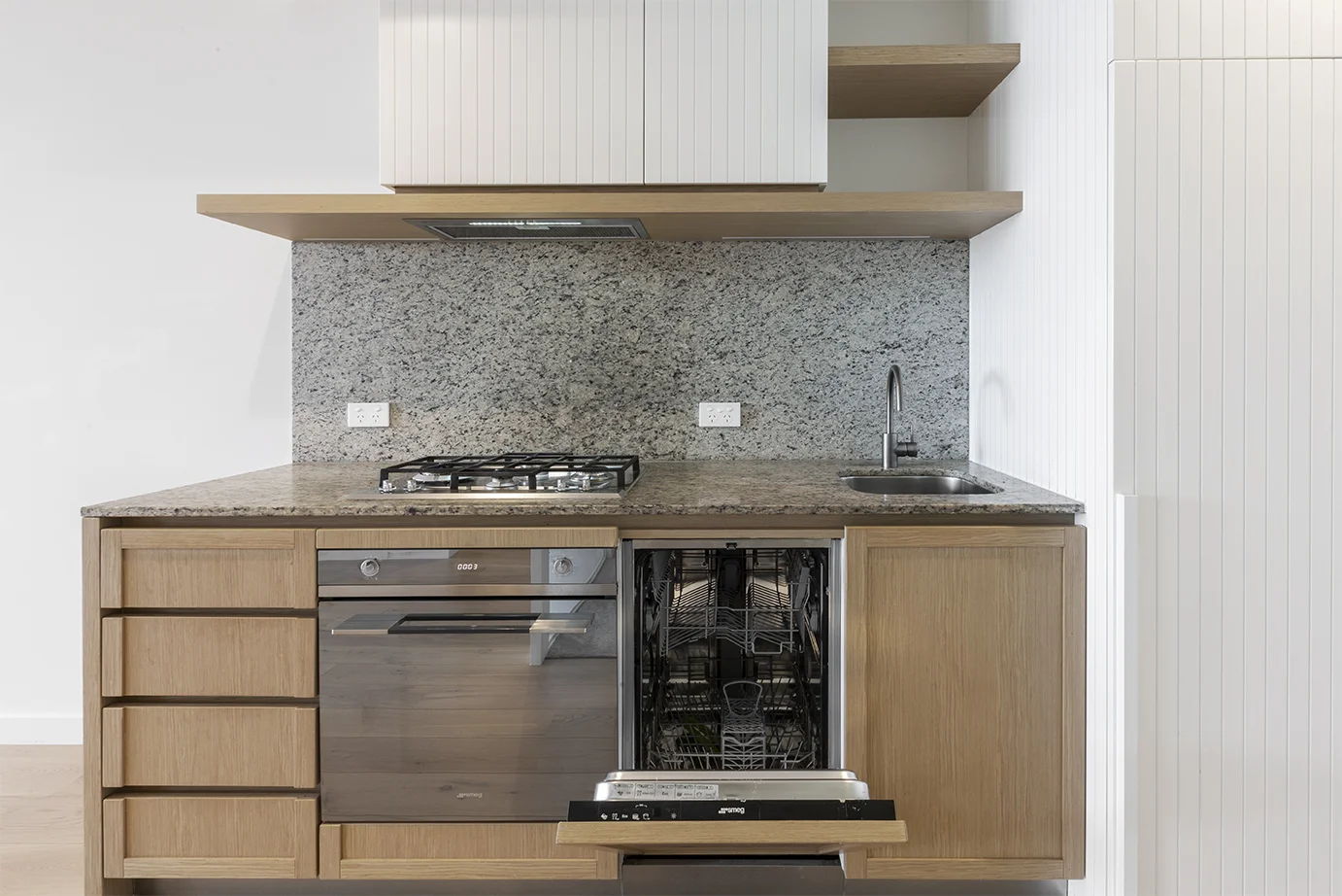 Additional image 4 of 406/11 Bond Street, Caulfield North VIC 3161