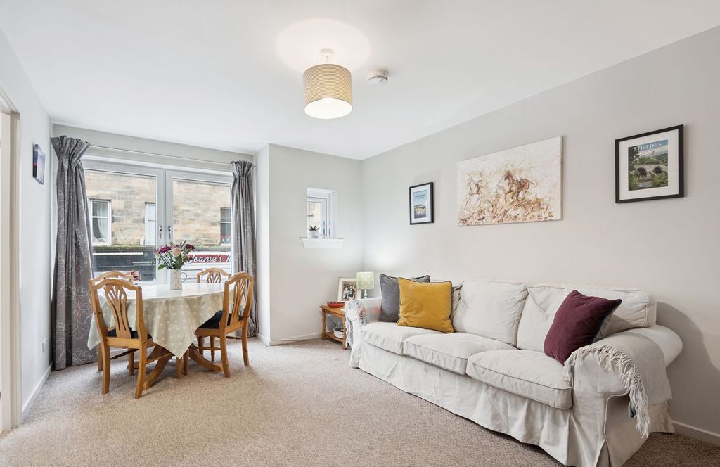 Additional image 3 of 2 bed flat for saleUpper Craigs, Stirling FK8