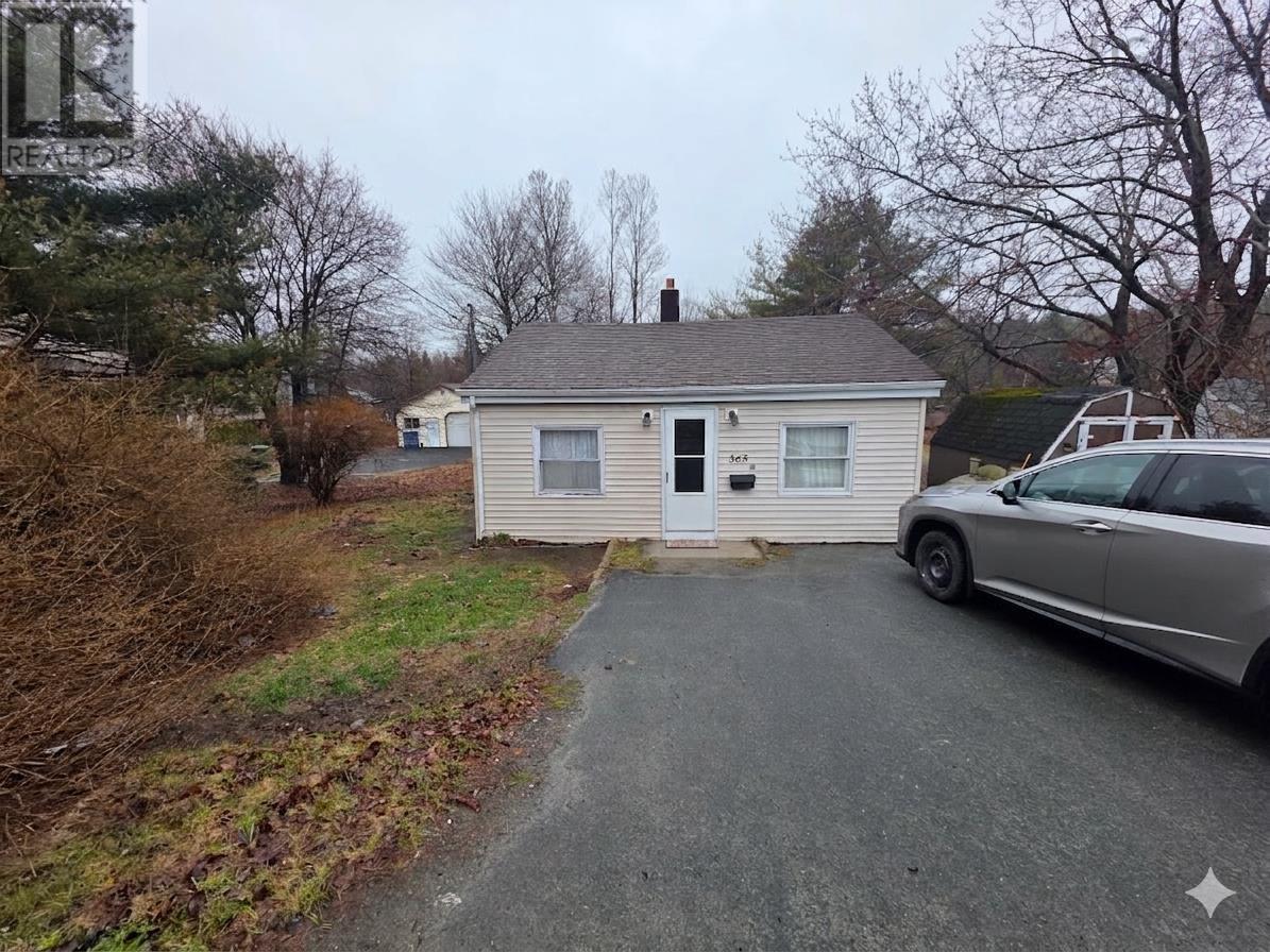 365 HAMMONDS PLAINS Road