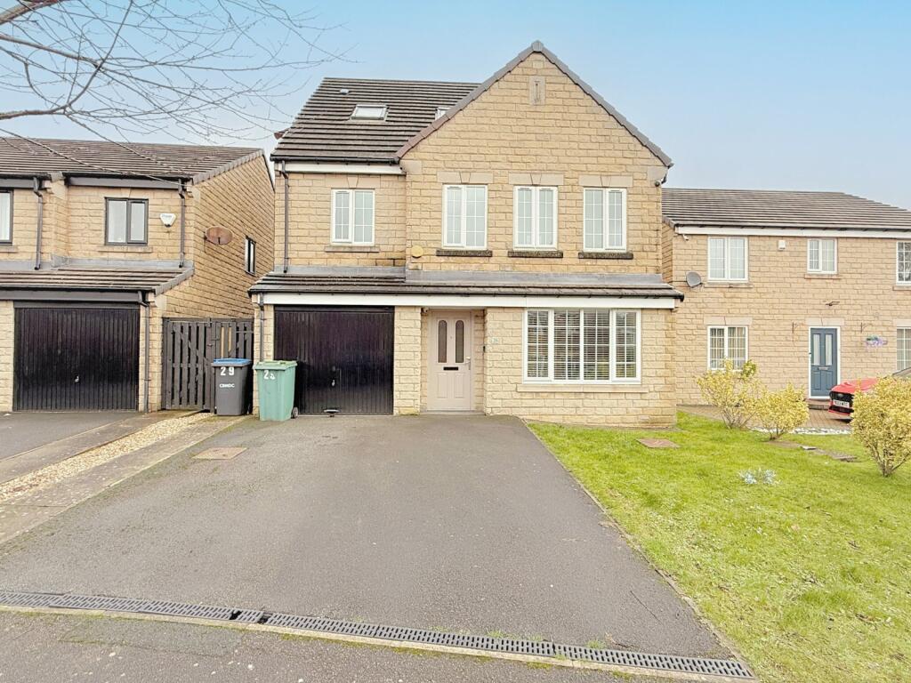 Newhall Park Drive, Off Rooley Lane, Bradford, BD5