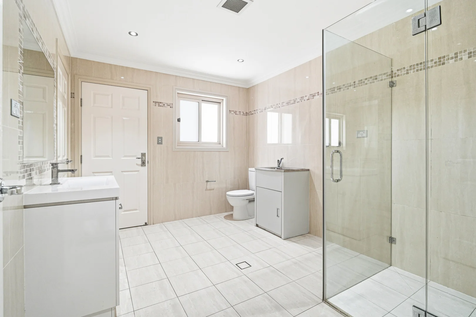Additional image 7 of 24 Kosovich Place, Cecil Park NSW 2178