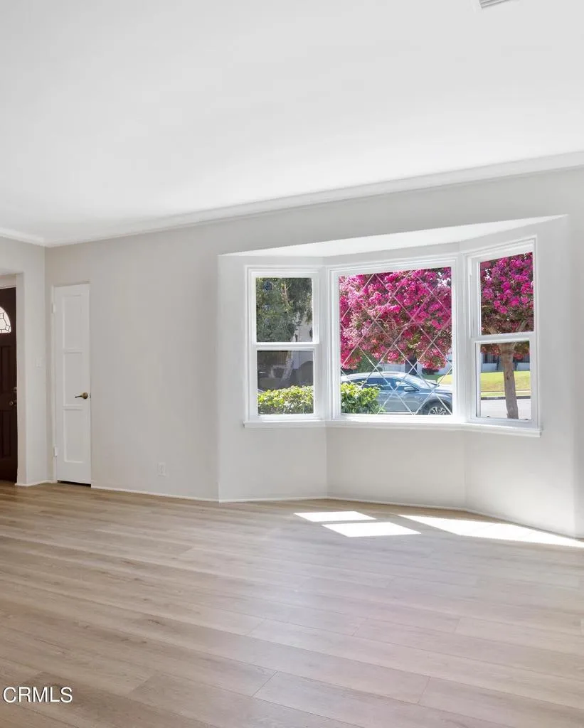 Additional image 27 of 640 E Elmwood Avenue, Burbank, CA 91501