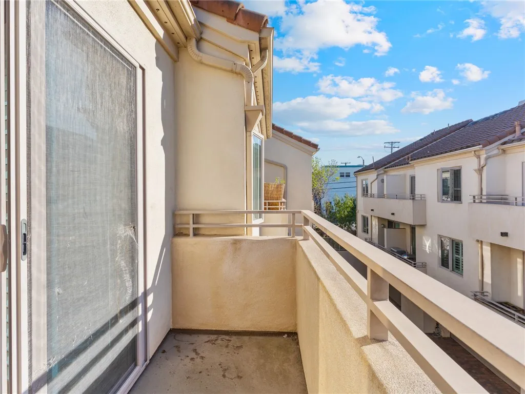 Additional image 19 of 305 Kansas Street Unit D, El Segundo, CA 90245