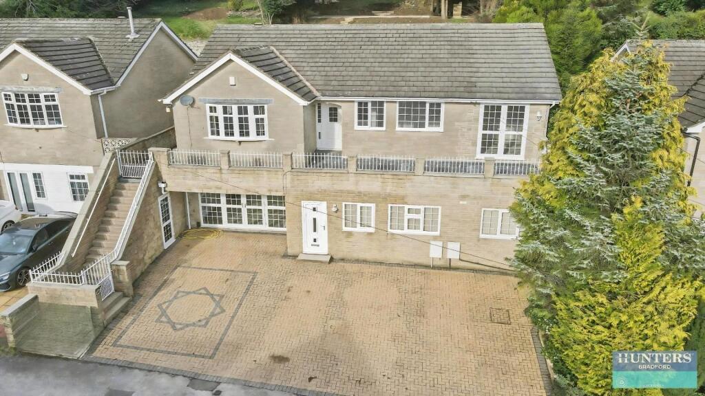 Hazel Walk Bradford, BD9 6AH