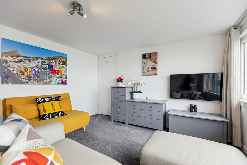 Additional image 16 of 3 bed maisonette for sale80 West Clyde Street, Helensburgh G84