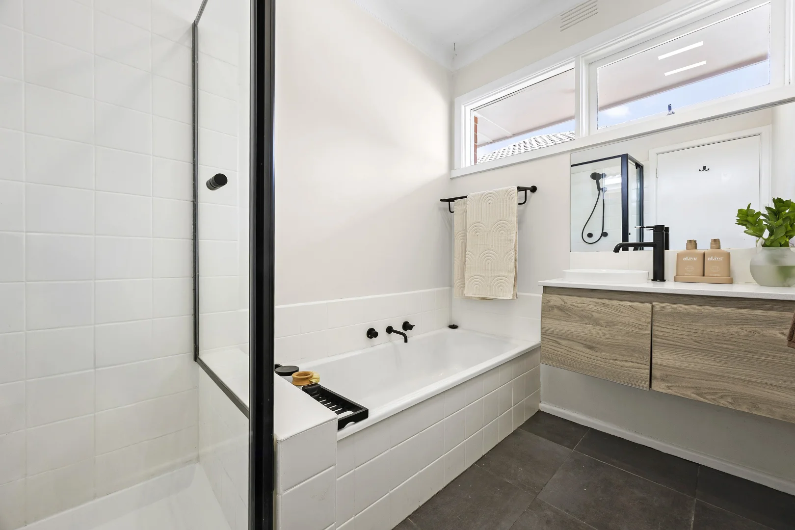 Additional image 8 of 2 Gothic Road, Aspendale VIC 3195