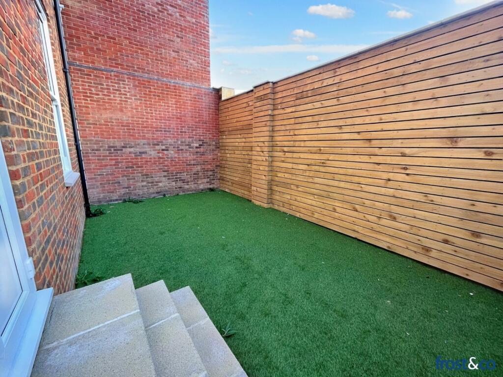 Dolphin Terrace, Westons Lane, Poole photo 5