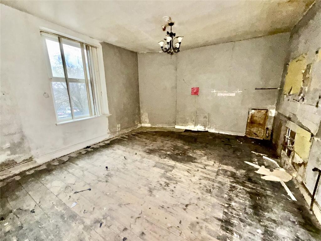 Additional image 4 of Apsley Crescent, Bradford, West Yorkshire, BD8