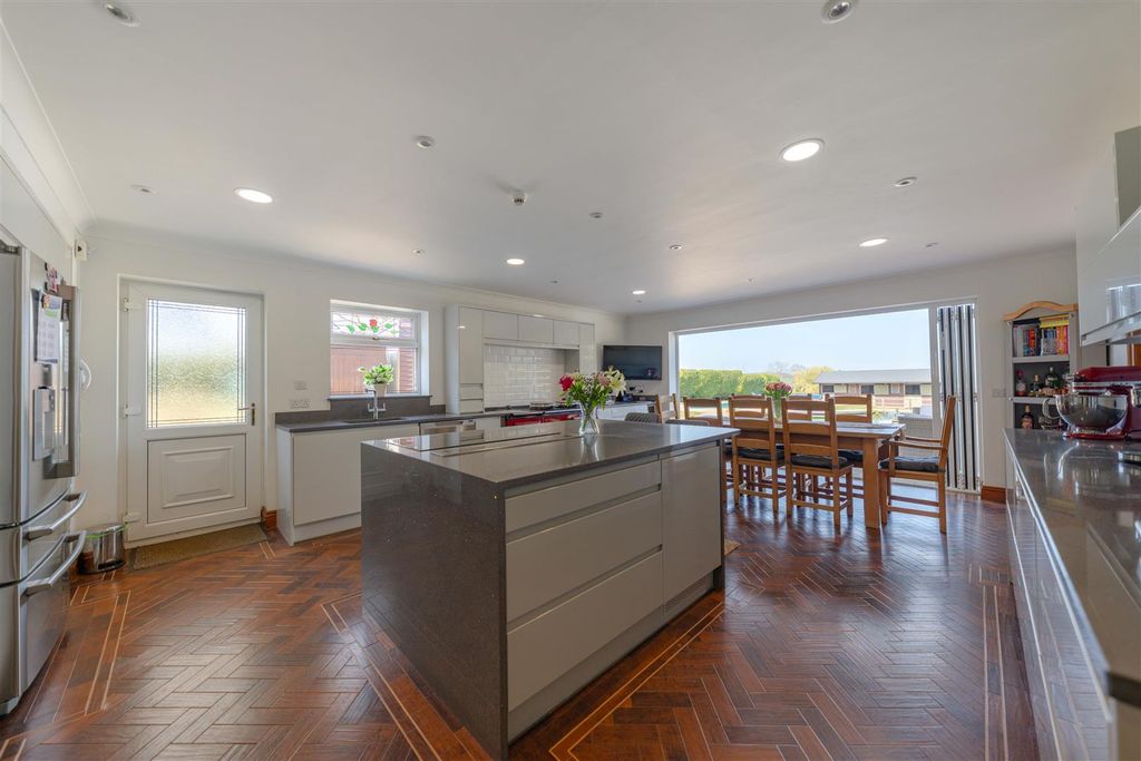 Additional image 2 of 4 bed detached house for saleGlebe Lane, Lower Harlestone, Northampton NN7