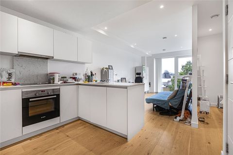 Emerson Court N1