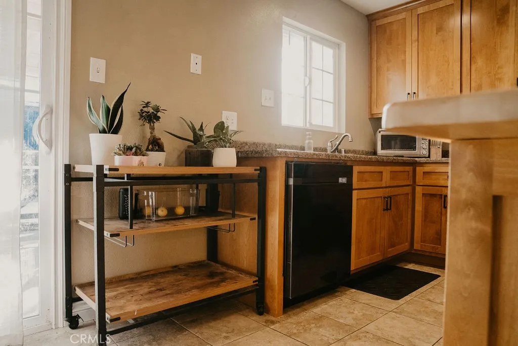 Additional image 40 of 1240 E Navajo St, Barstow, CA 92311
