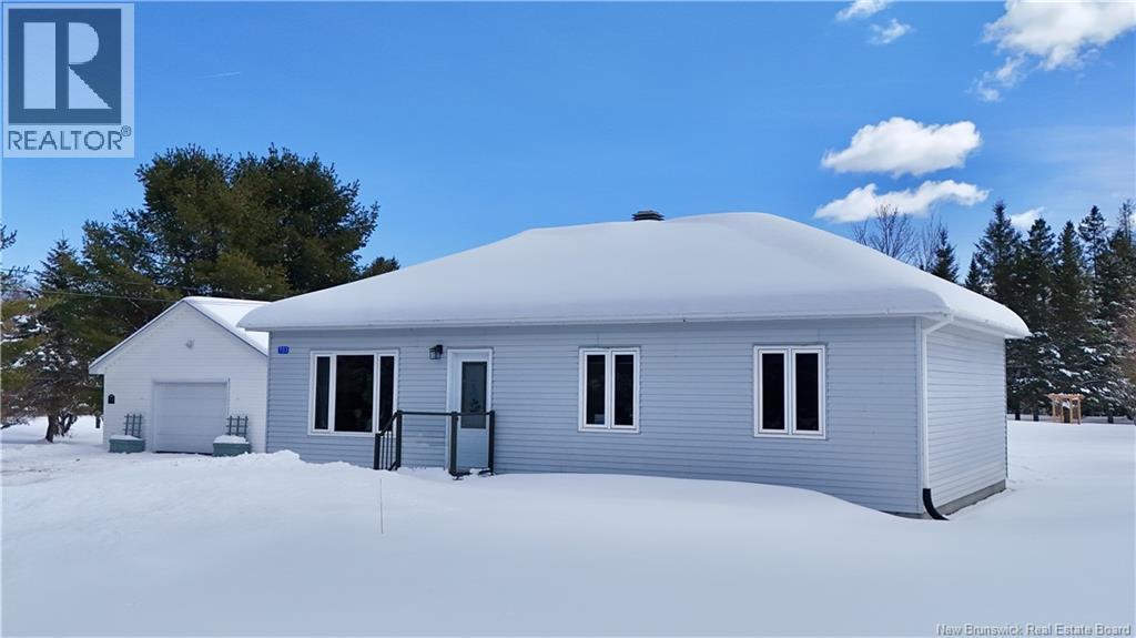 733 Morrison