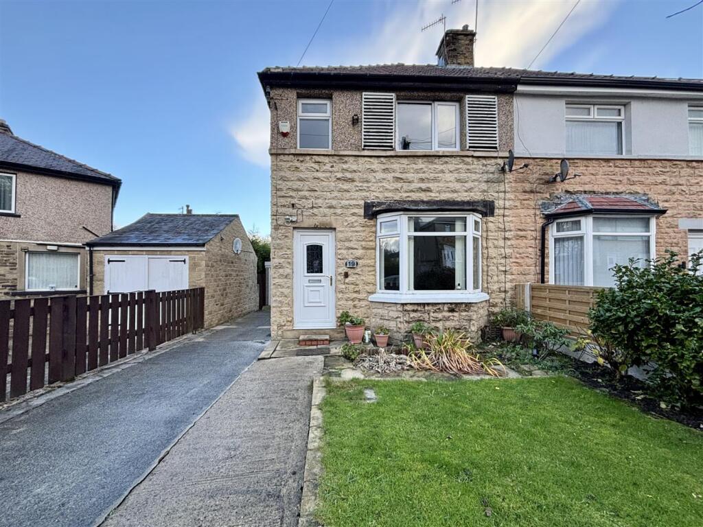 Additional image 22 of Hollybank Gardens, Bradford 7