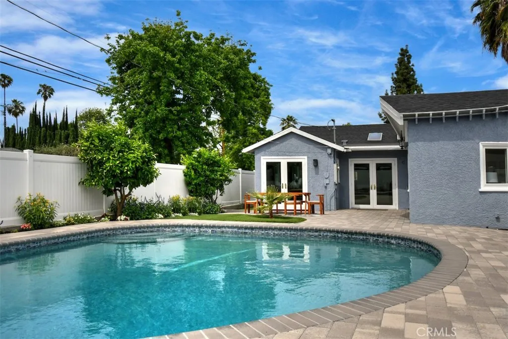 Additional image 45 of 15576 Hesby St, Encino, CA 91436